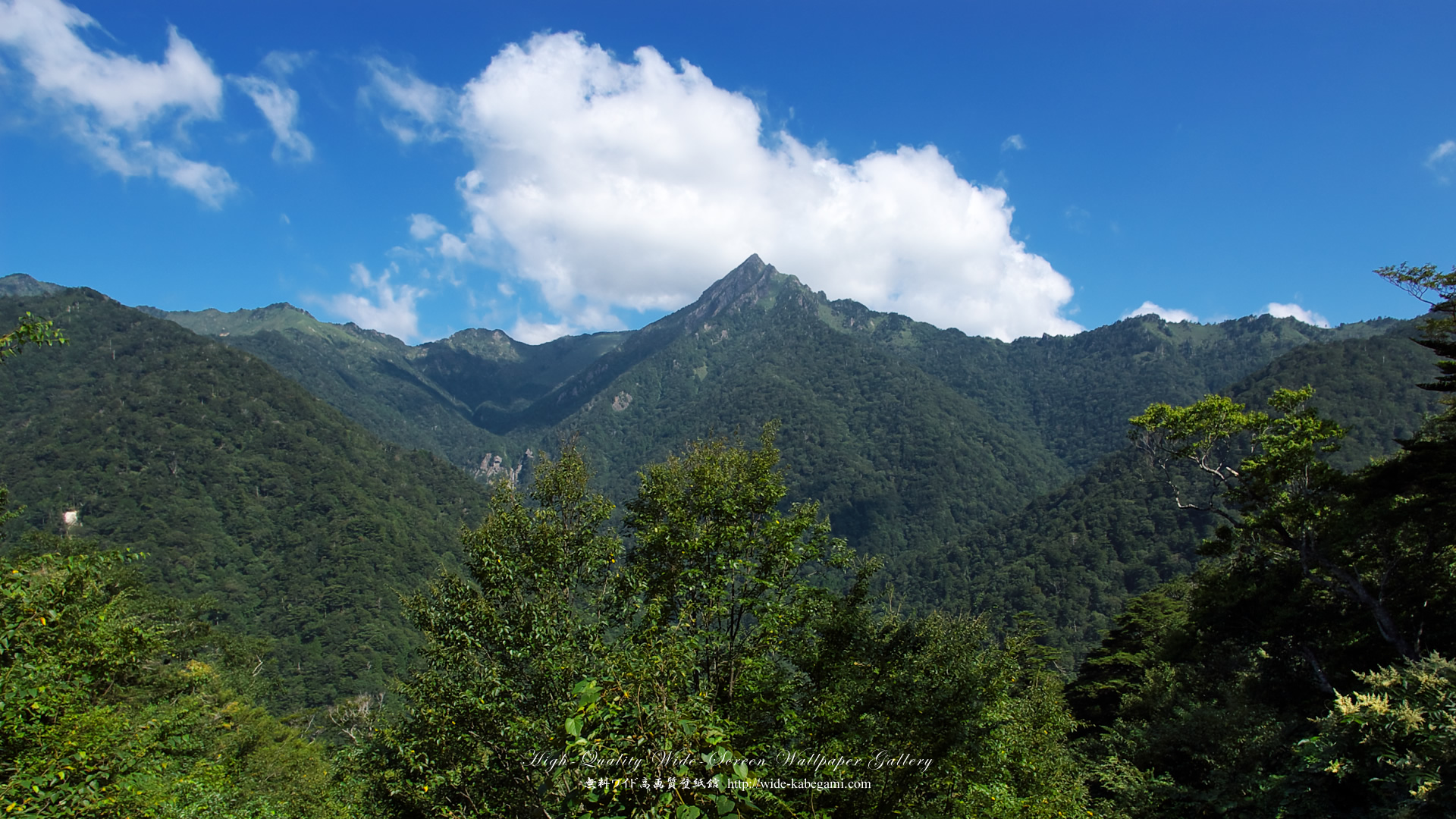 自然風景のワイド壁紙 19x1080 蒼空の石鎚山 無料ワイド高画質壁紙館